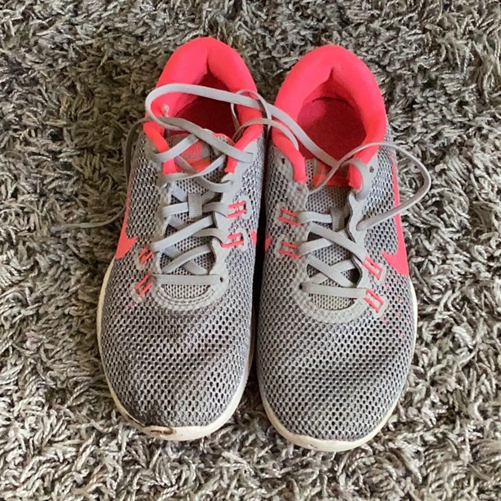 Nike shoes